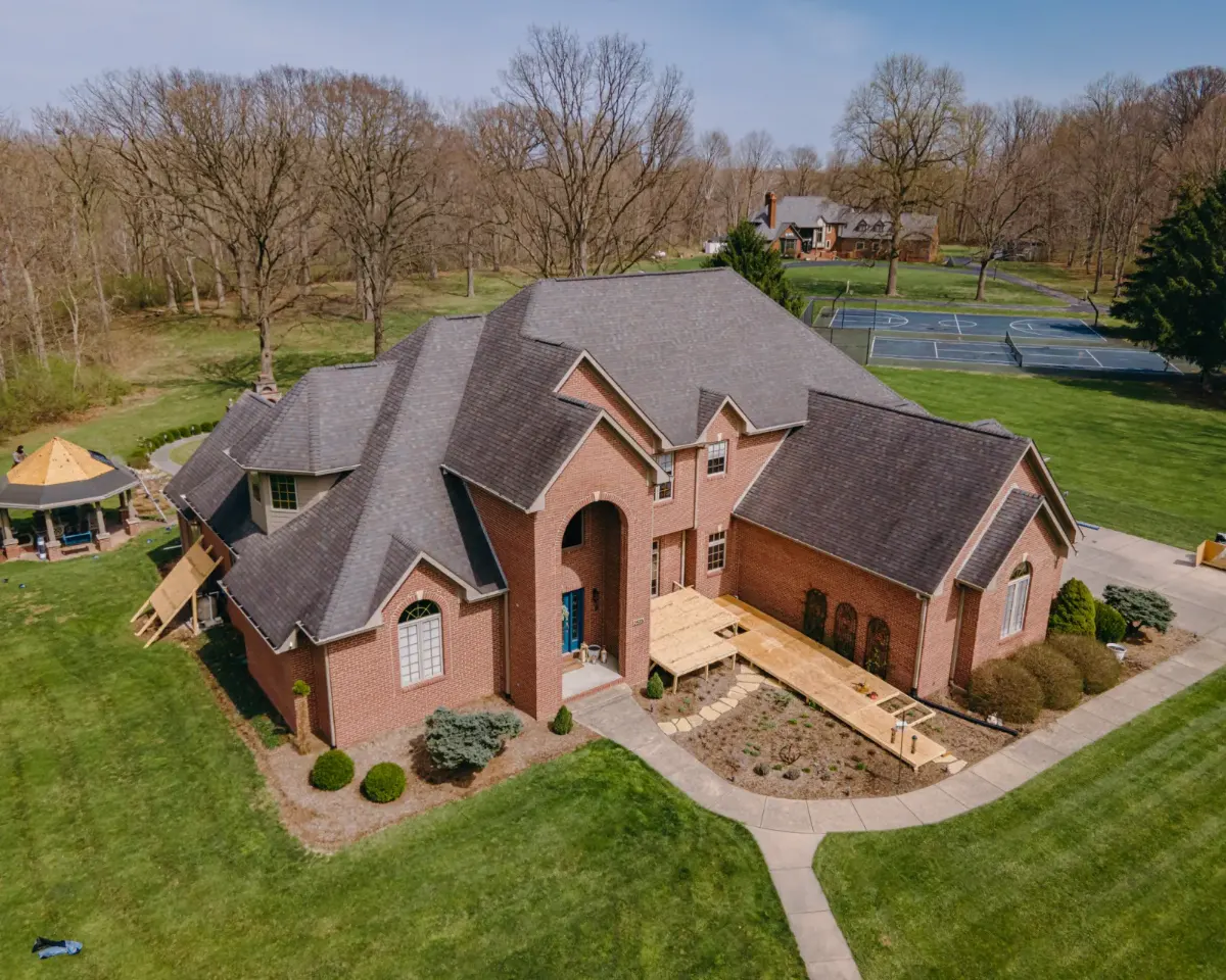 Architectural asphalt shingles before restoration in Hamilton County, IN
